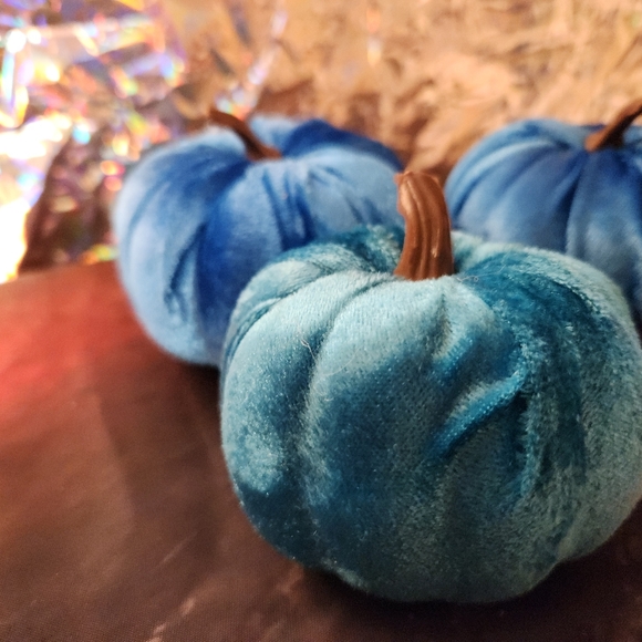 Set of three decorative pumpkins, blue - Picture 4 of 6